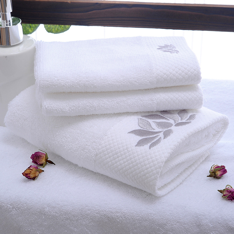 Custom 100% Cotton Hotel Spa Towels with Logo