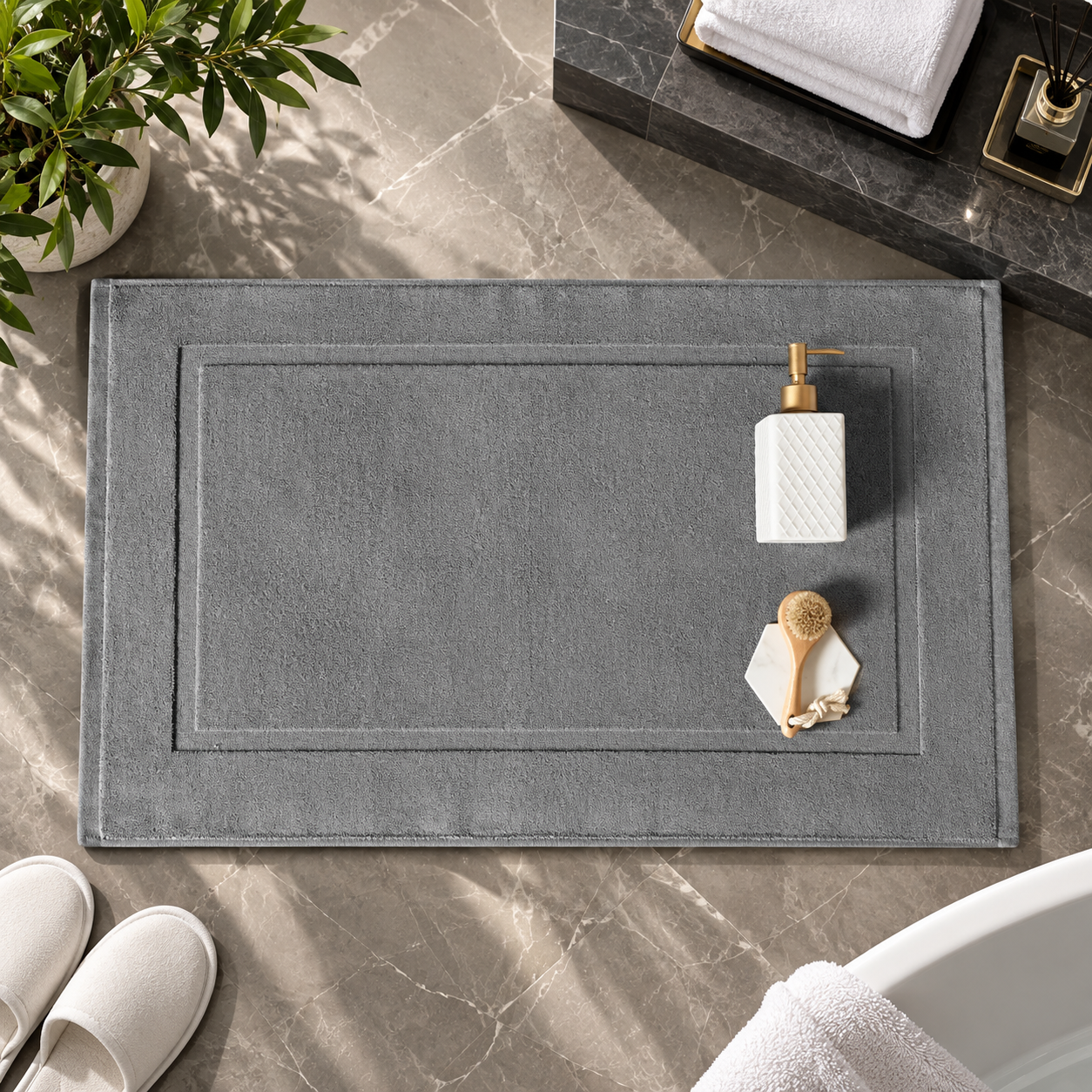 White 100% Cotton Hotel Bath Mat with Custom Jacquard Logo